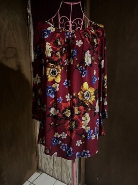 Women’s Burgundy Floral Off-Shoulder Top